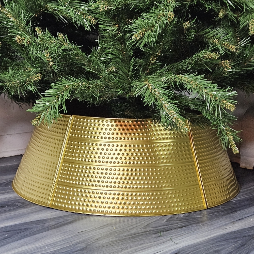 Gold Or Silver Christmas Tree Collar Elegant Highend Decoration